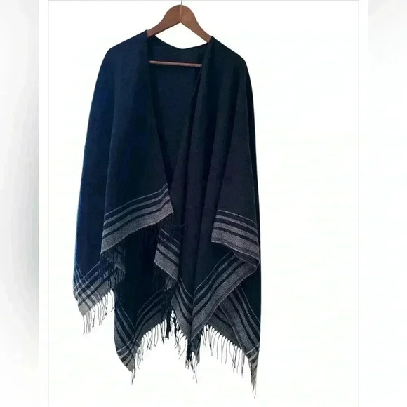 Women’s Wool Blend Poncho, Navy and Grey Plaid borders, One size fits most - Picture 2 of 6